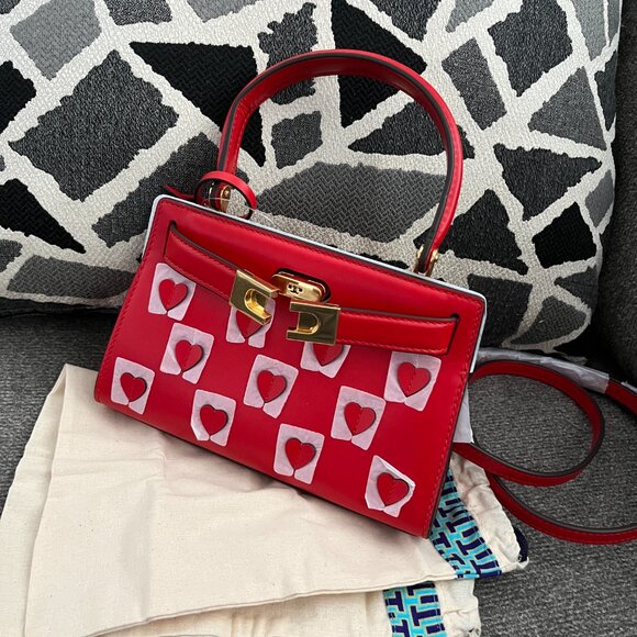 NWT Brilliant Red Tory Burch Lee Radziwill Heart Applique Petite Bag Red 75128 - Picture 6 of 6